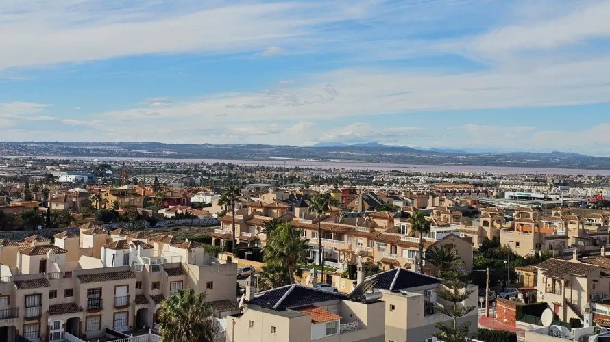 Apartamento de 2 dormitorios en Torreblanca, Spain No. 945 № 27