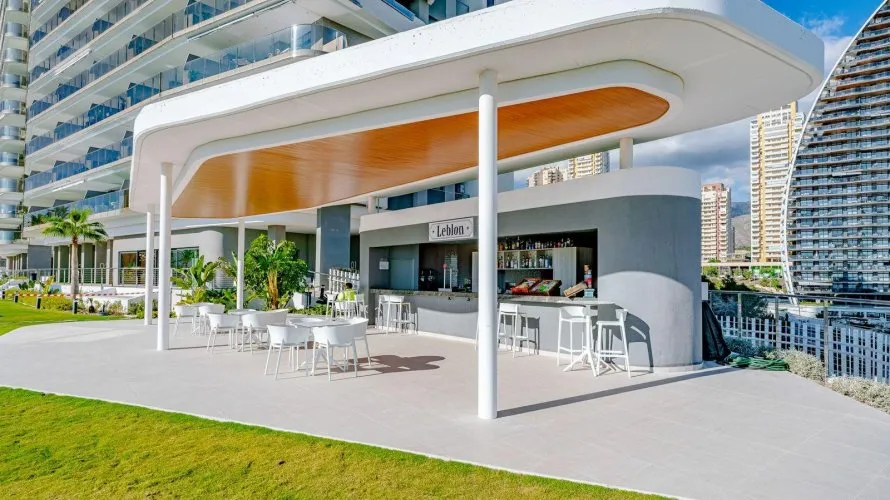 Apartamento de 3 dormitorios en Benidorm, Spain No. 672 № 4
