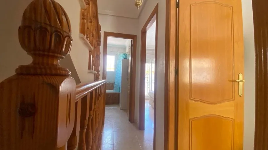 Сasa de 3 dormitorios en Torrevieja, Spain No. 1135 № 17