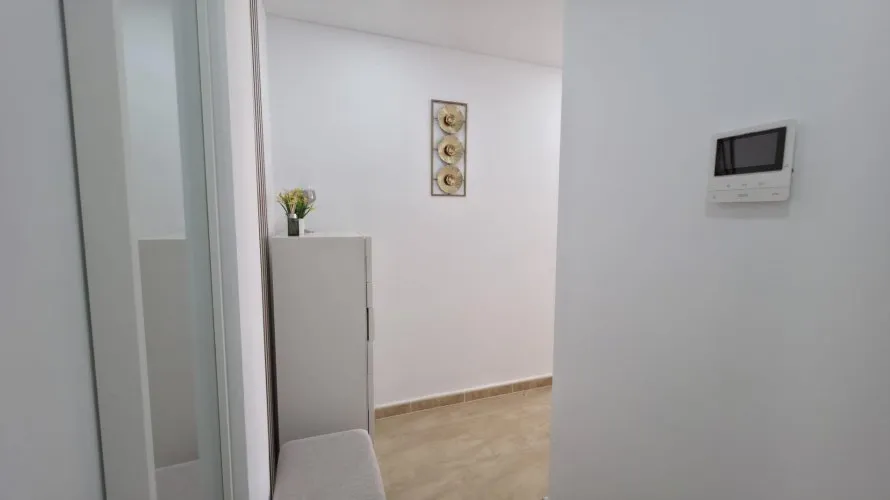 Apartamento de 3 dormitorios en Torrevieja, Spain No. 2013 № 3