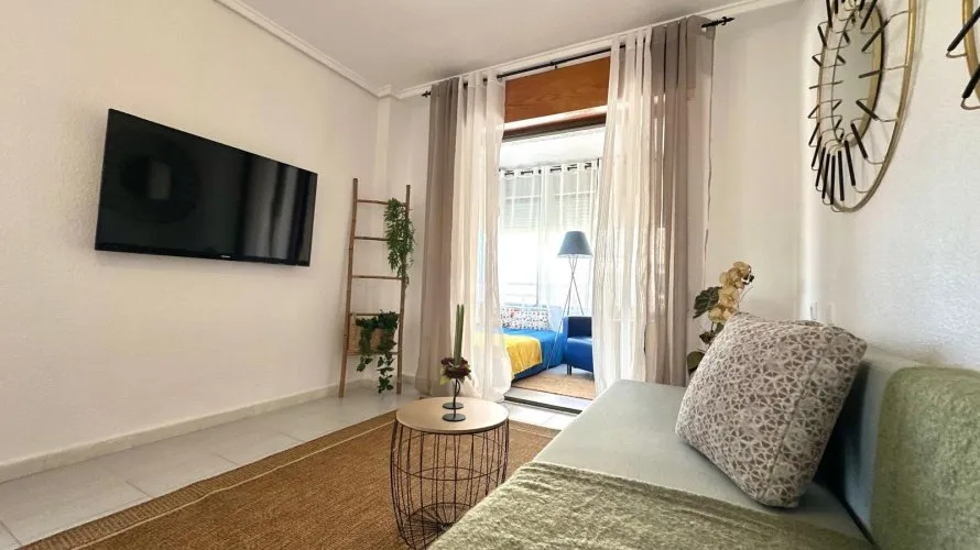 Apartamento de 1 dormitorio en Torrevieja, Spain No. 2160 № 8