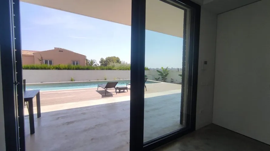 Villa de 5 dormitorios en Alicante, Spain No. 1978 № 4
