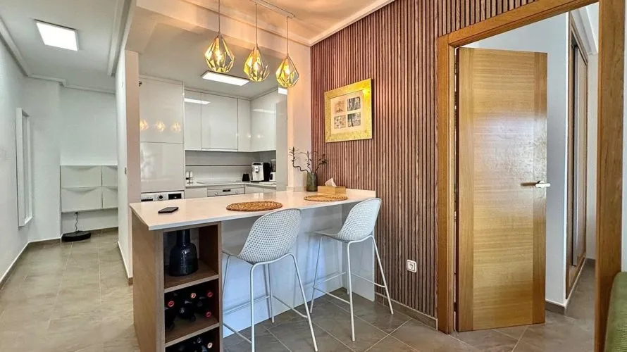 Apartamento de 1 dormitorio en Torrevieja, Spain No. 2051 № 26