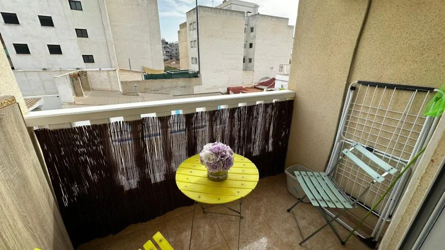Apartamento de 2 dormitorios en Torrevieja, Spain No. 2090 № 14