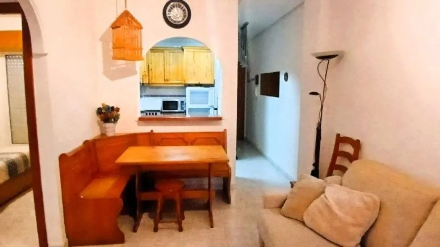 Apartamento de 2 dormitorios en Torrevieja, Spain No. 2131 № 23