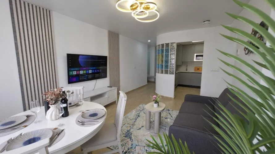 Apartamento de 3 dormitorios en Torrevieja, Spain No. 2013 № 6