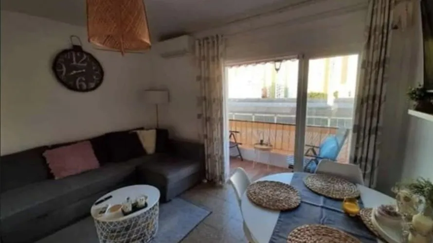 Apartamento de 3 dormitorios en Villajoyosa, Spain No. 2035 № 1