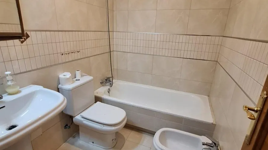 Apartamento de 2 dormitorios en Torrevieja, Spain No. 2042 № 6