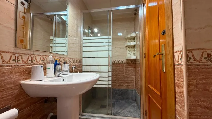 Apartamento de 2 dormitorios en Torrevieja, Spain No. 2221 № 20