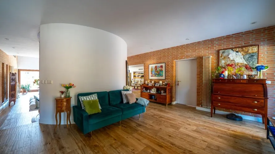 Apartamento de 8 dormitorios en Las Rozas de Madrid, Spain No. 1999 № 1