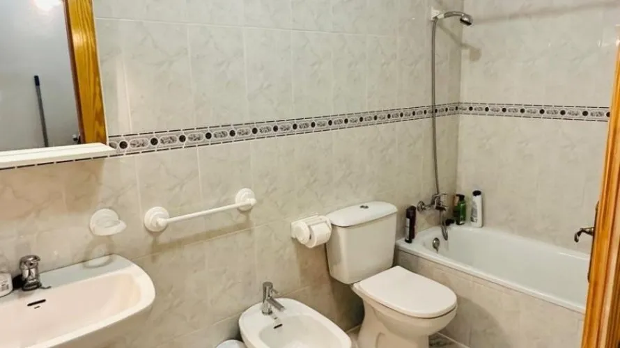 Apartamento de 2 dormitorios en Torrevieja, Spain No. 2064 № 13
