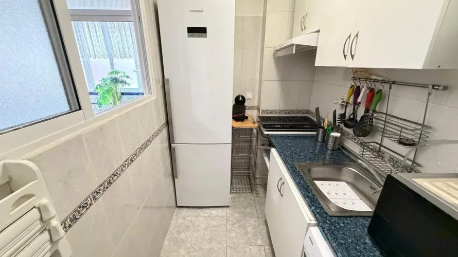 Apartamento de 1 dormitorio en Torrevieja, Spain No. 2080 № 4