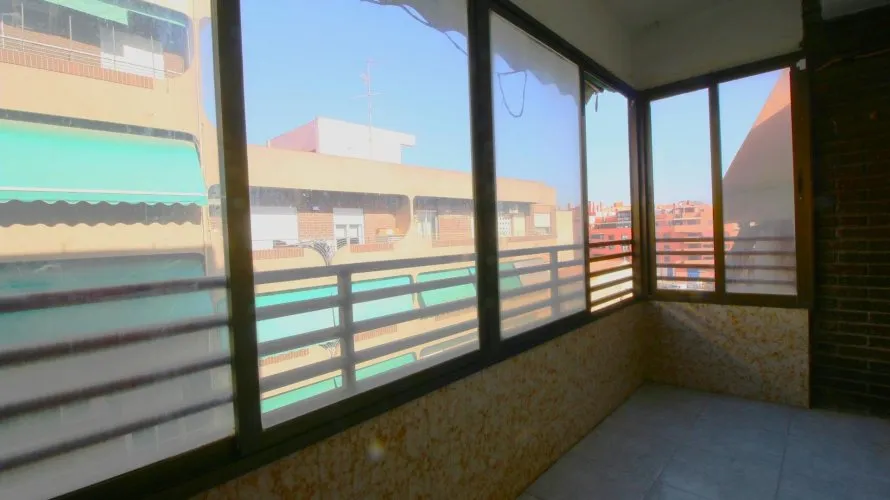 Apartamento de 2 dormitorios en Alicante, Spain No. 2003 № 15