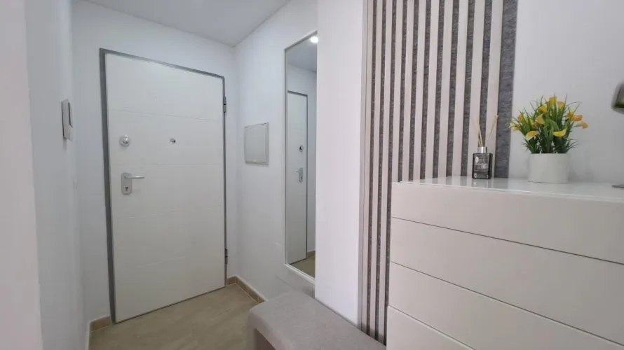 Apartamento de 3 dormitorios en Torrevieja, Spain No. 2013 № 5