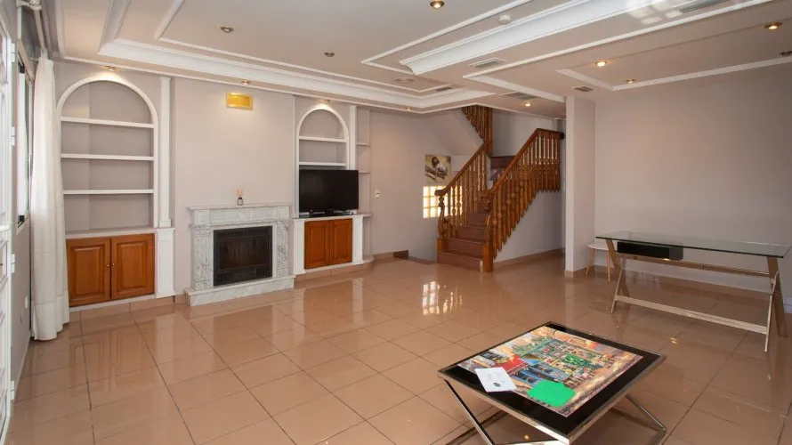 Villa de 180m² en Torrevieja, Spain No. 1945 № 17