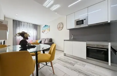 Apartamento de 1 dormitorio en Torrevieja, Spain No. 2290