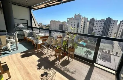 Apartamento de 3 dormitorios en Alicante, Spain No. 2004