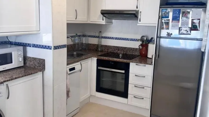 Apartamento de 1 dormitorio en Torrevieja, Spain No. 1989 № 8
