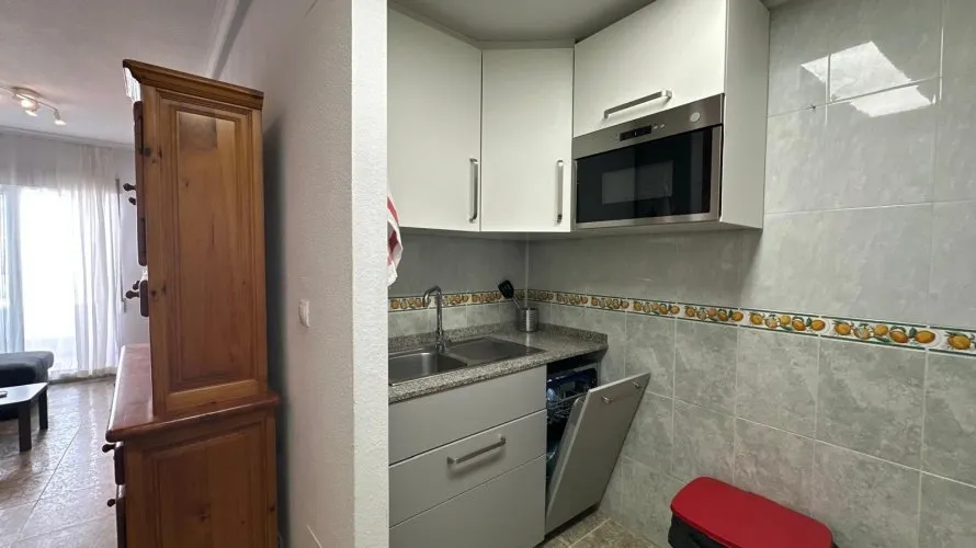 Apartamento de 1 dormitorio en Torrevieja, Spain No. 2121 № 18