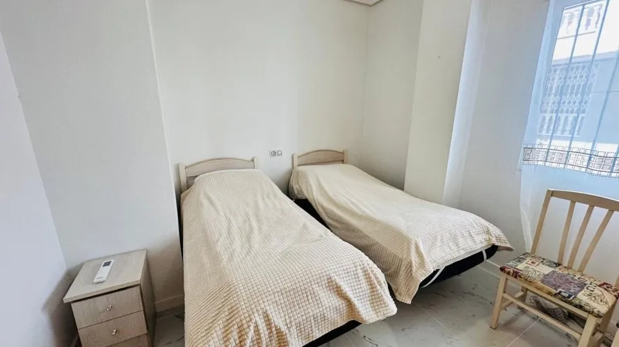 Apartamento de 2 dormitorios en Torrevieja, Spain No. 2064 № 14