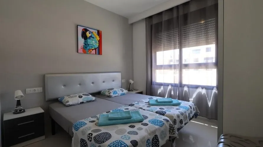 Apartamento de 2 dormitorios en Pilar de la Horadada, Spain No. 1985 № 11