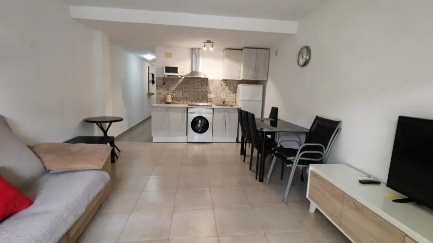 Apartamento de 1 dormitorio en Torrevieja, Spain No. 2129 № 2