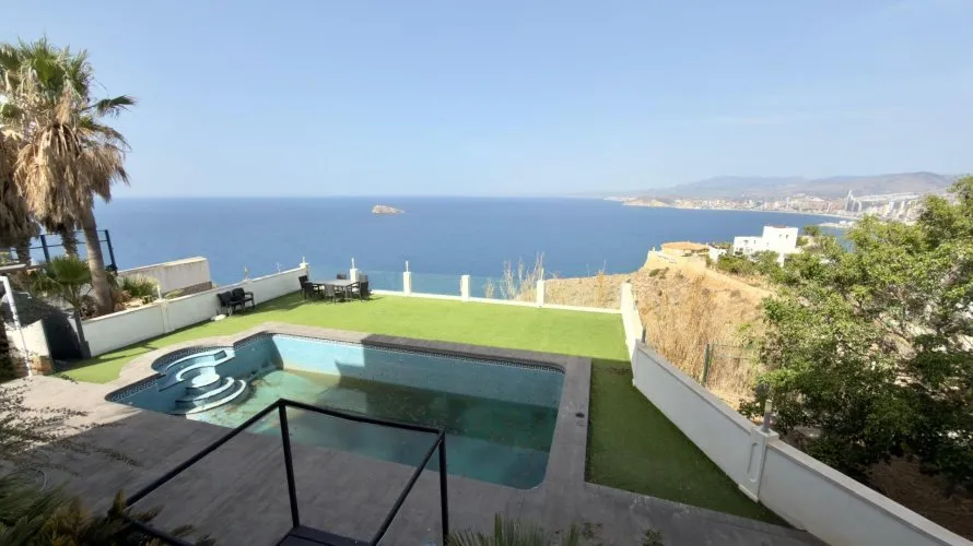 Villa de 7 dormitorios en Benidorm, Spain No. 2011 № 11