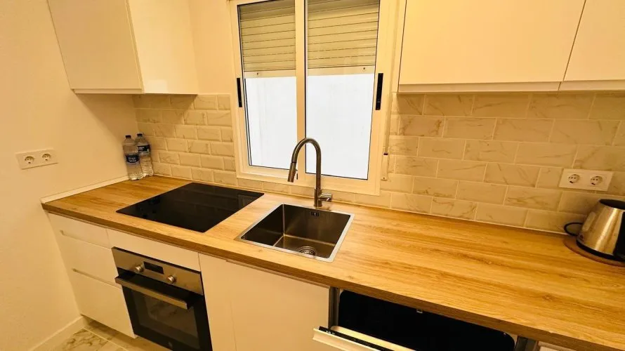 Apartamento de 2 dormitorios en Torrevieja, Spain No. 2064 № 6