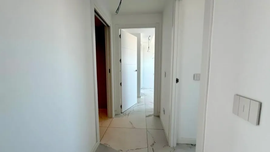 Apartamento de 2 dormitorios en Torrevieja, Spain No. 1986 № 9