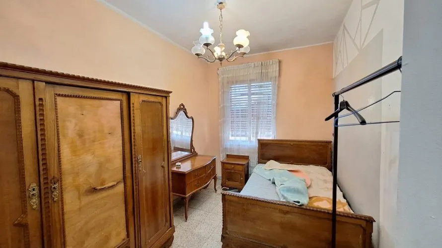 Apartamento de 1 dormitorio en Mieres, Spain No. 2158 № 4