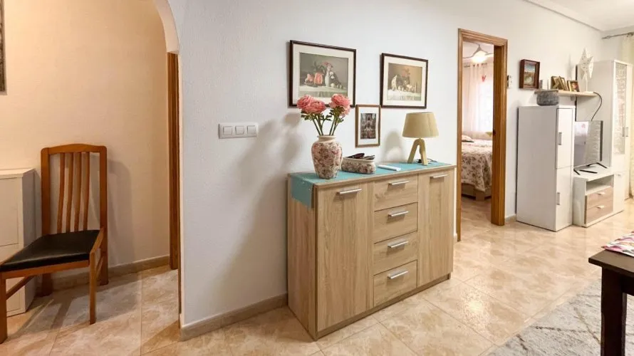 Apartamento de 1 dormitorio en Torrevieja, Spain No. 2234 № 22