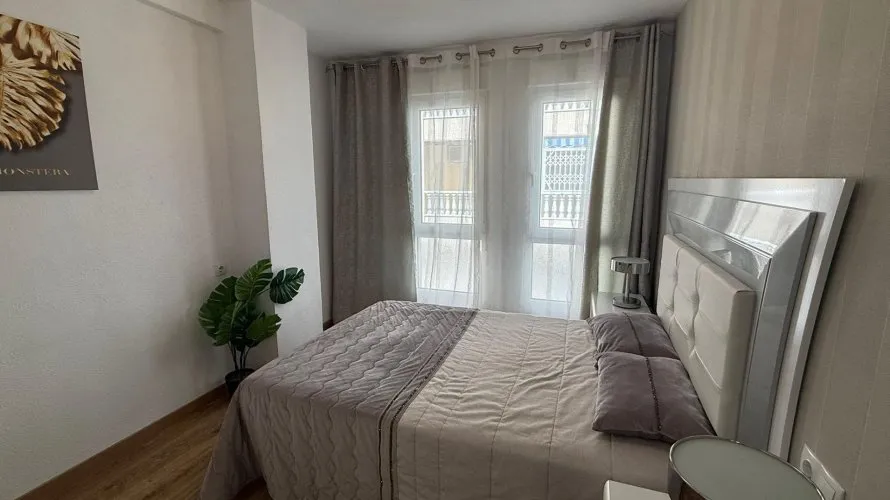 Apartamento de 2 dormitorios en Torrevieja, Spain No. 2152 № 6