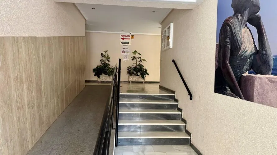 Apartamento de 2 dormitorios en Torrevieja, Spain No. 2082 № 1