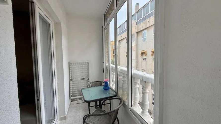 Apartamento de 1 dormitorio en Torrevieja, Spain No. 2135 № 8
