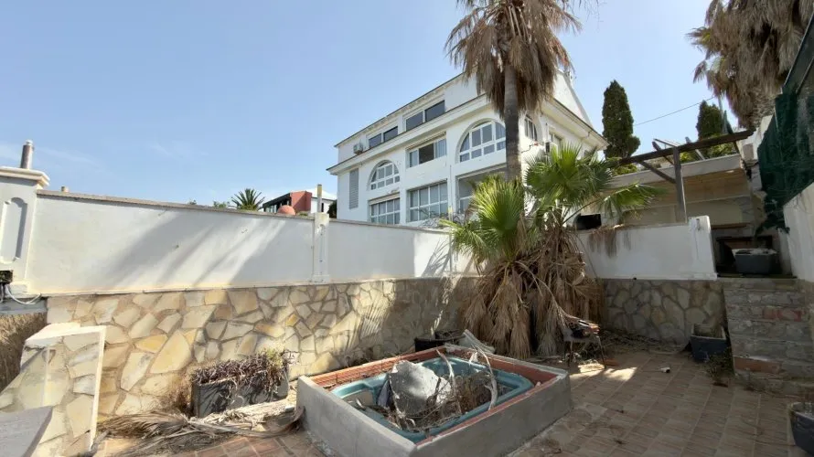 Villa de 7 dormitorios en Benidorm, Spain No. 2011 № 6
