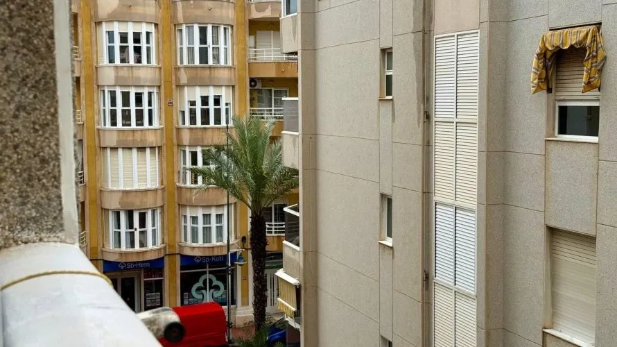 Apartamento de 1 dormitorio en Torrevieja, Spain No. 2135 № 5
