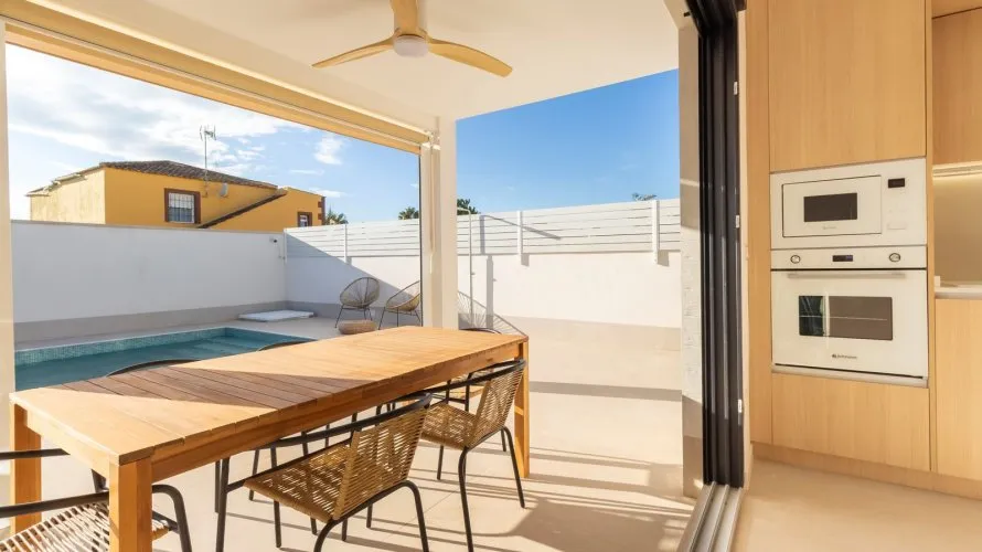 Villa de 102m² en Torrevieja, Spain No. 1939 № 14
