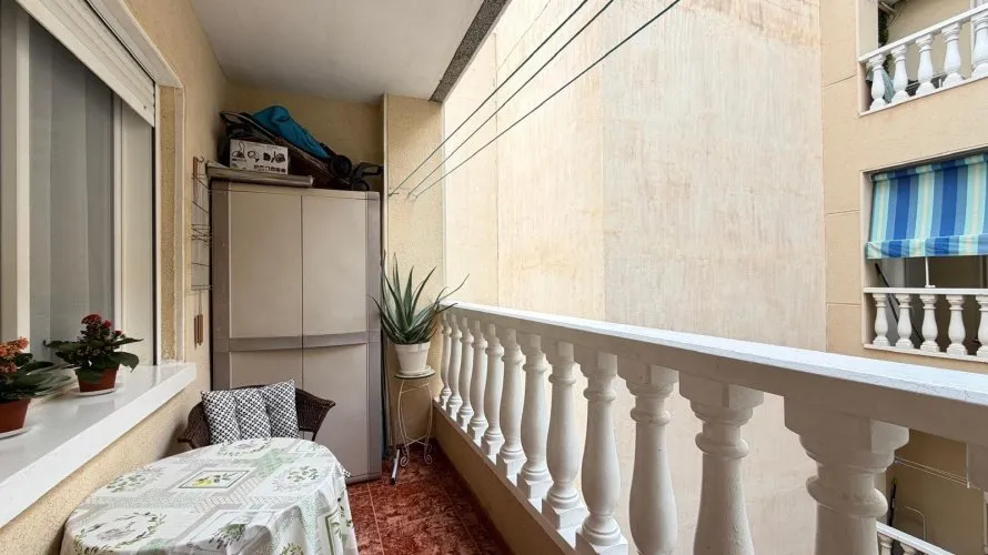 Apartamento de 1 dormitorio en Torrevieja, Spain No. 2118 № 7
