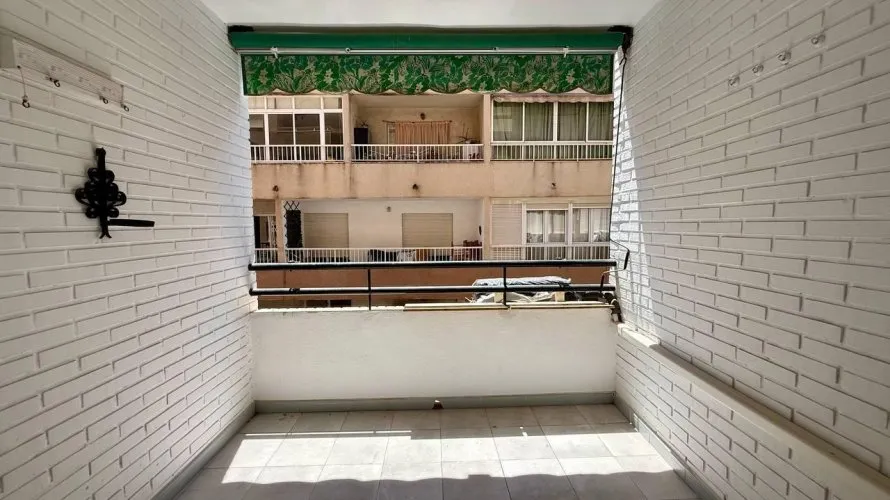 Apartamento de 2 dormitorios en Torrevieja, Spain No. 2193 № 23