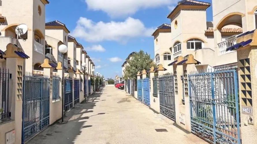 Сasa de 72m² en Guardamar del Segura, Spain No. 2218 № 19