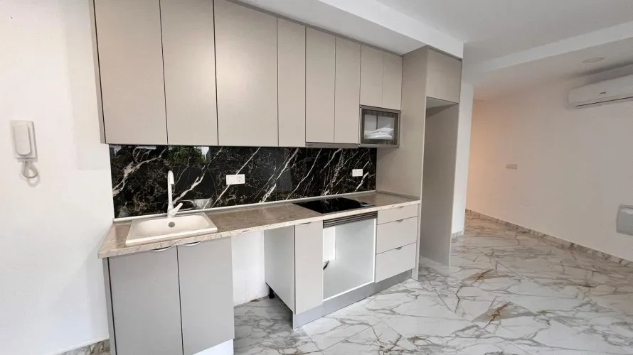 Apartamento de 1 dormitorio en Torrevieja, Spain No. 2038 № 8