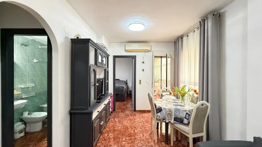Apartamento de 1 dormitorio en Torrevieja, Spain No. 2118 № 16