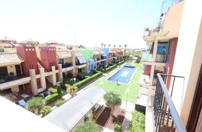 Apartamento de 2 dormitorios en La Zenia, Spain No. 1983
