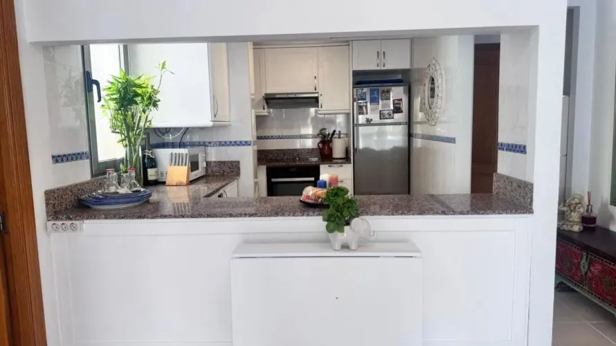Apartamento de 1 dormitorio en Torrevieja, Spain No. 1989 № 10