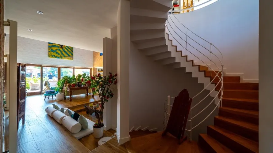 Apartamento de 8 dormitorios en Las Rozas de Madrid, Spain No. 1999