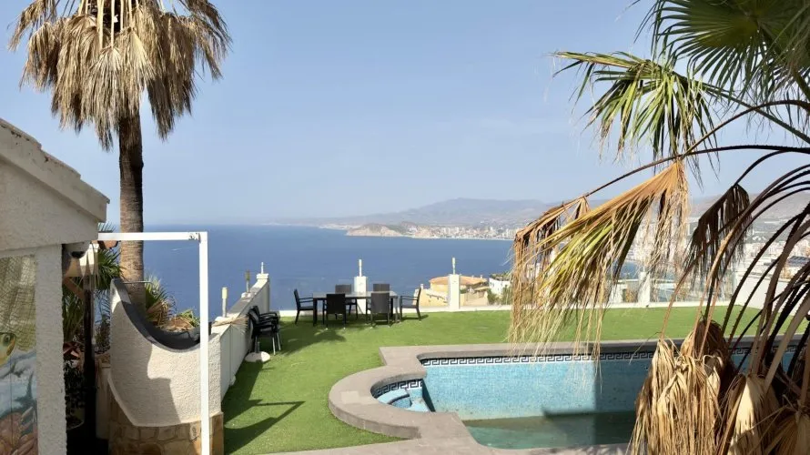 Villa de 7 dormitorios en Benidorm, Spain No. 2011 № 21