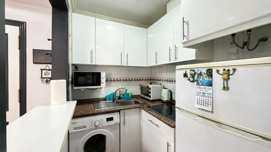 Apartamento de 1 dormitorio en Torrevieja, Spain No. 2118 № 18