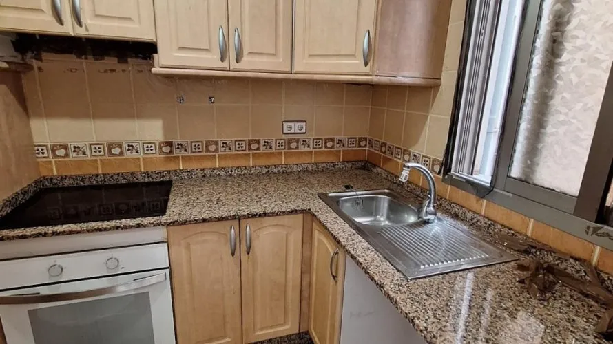 Apartamento de 2 dormitorios en Torrevieja, Spain No. 2042 № 14