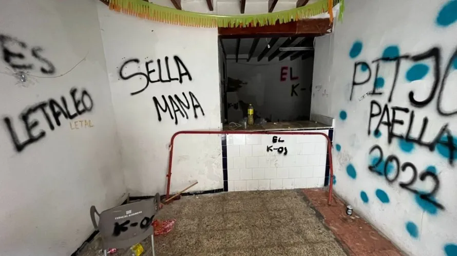 Сasa de 6 dormitorios en Sella, Spain No. 2024 № 22