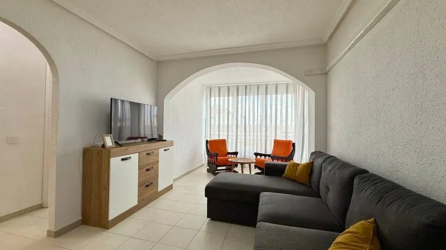 Apartamento de 2 dormitorios en Torrevieja, Spain No. 2082 № 22